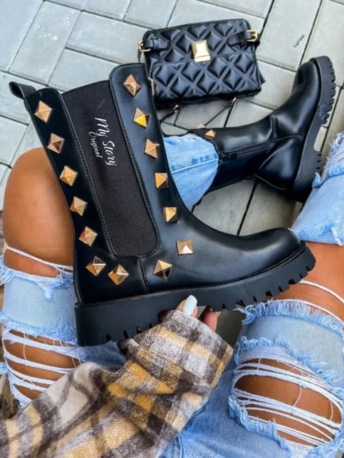 UD Prémium bundás szegecses csizma fekete 14.990 Ft helyett csak 4990 Ft