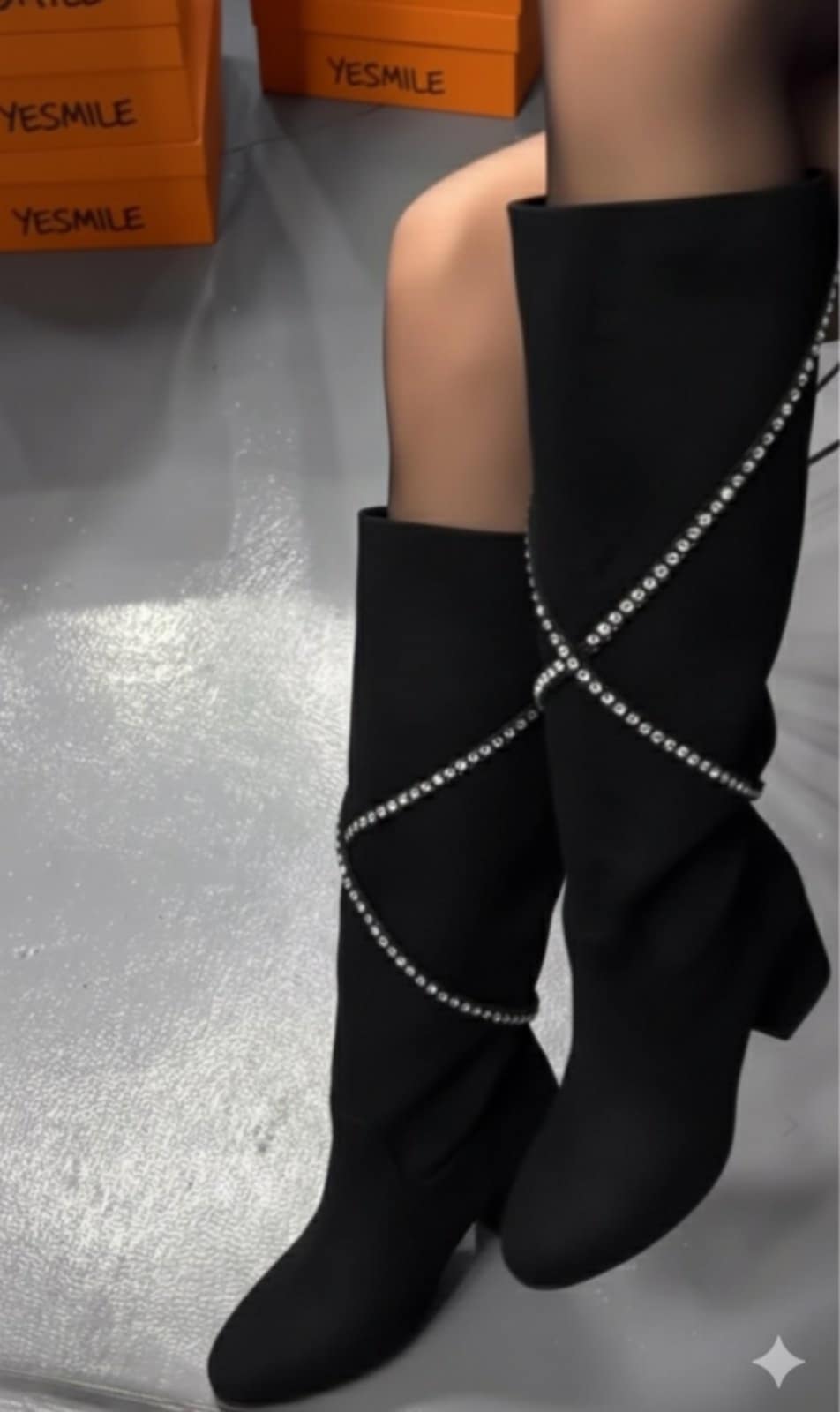 UD Bundás prémium csizma 15.990 Ft helyett csak 6990 Ft